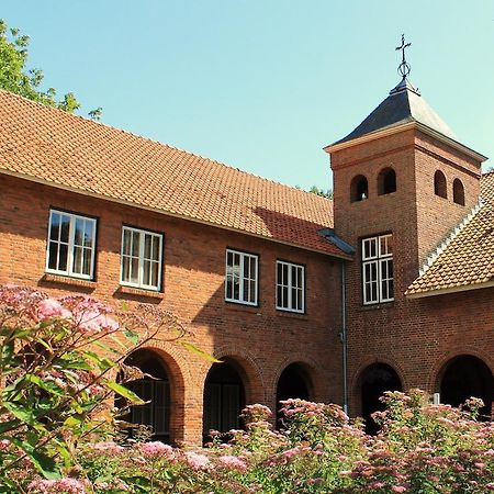 Hotel De Volksabdij Ossendrecht Exterior foto